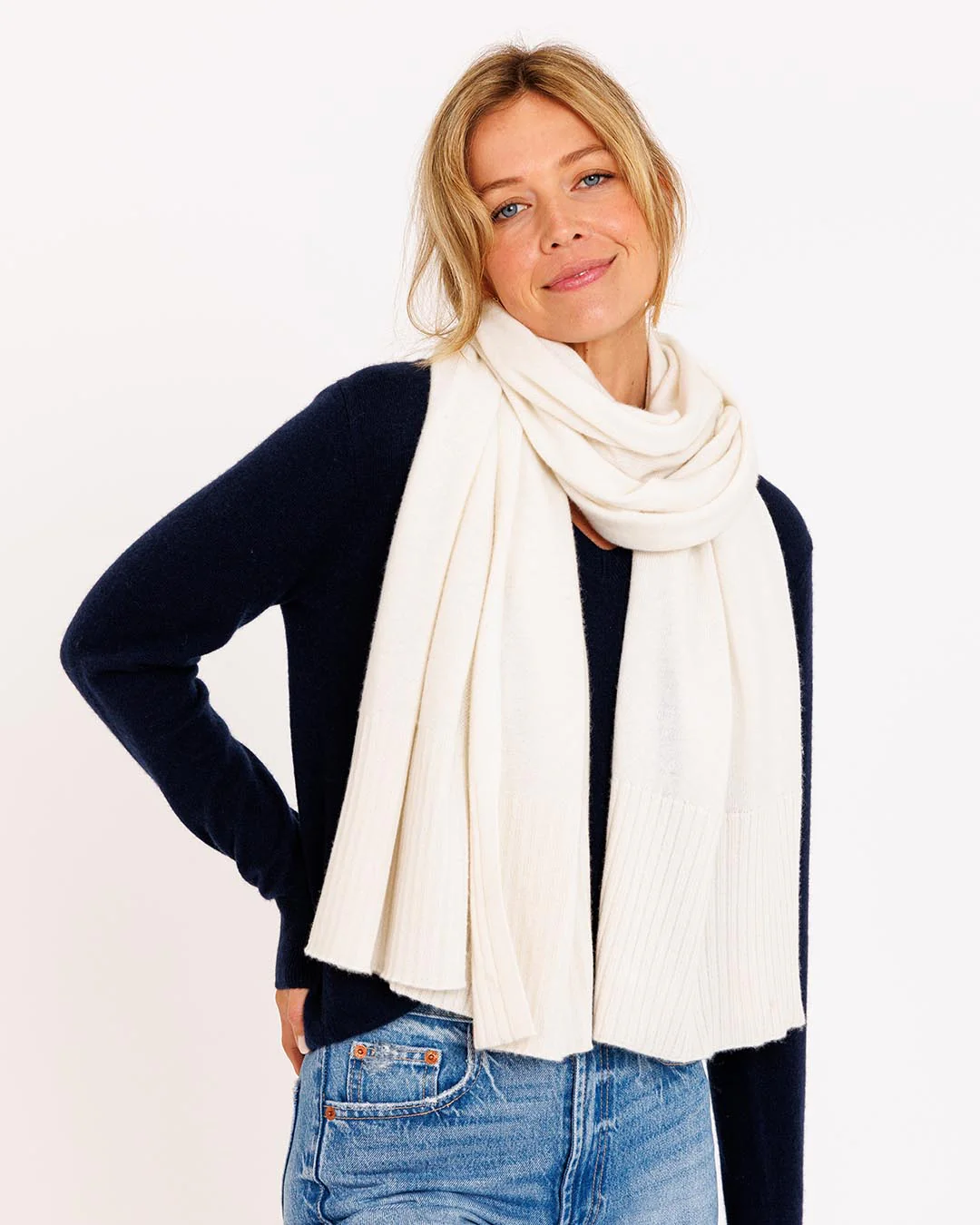 Cashmere Travel Wrap - Image 4